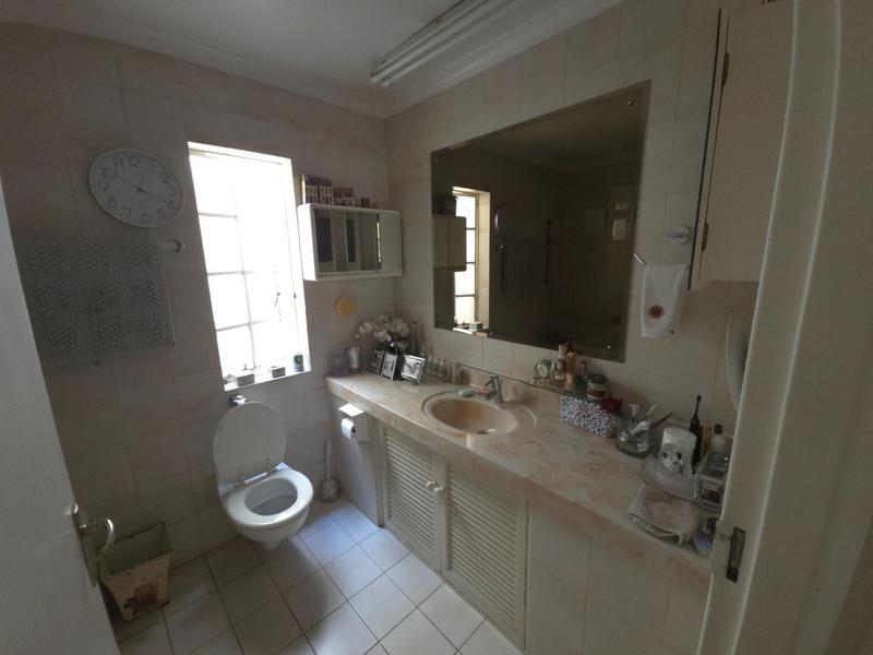 2 Bedroom Property for Sale in Magaliessig Gauteng