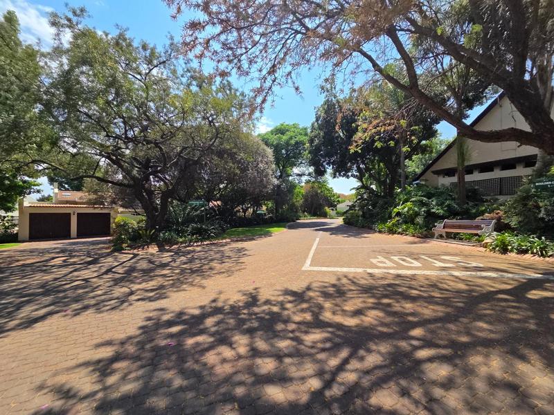 2 Bedroom Property for Sale in Magaliessig Gauteng