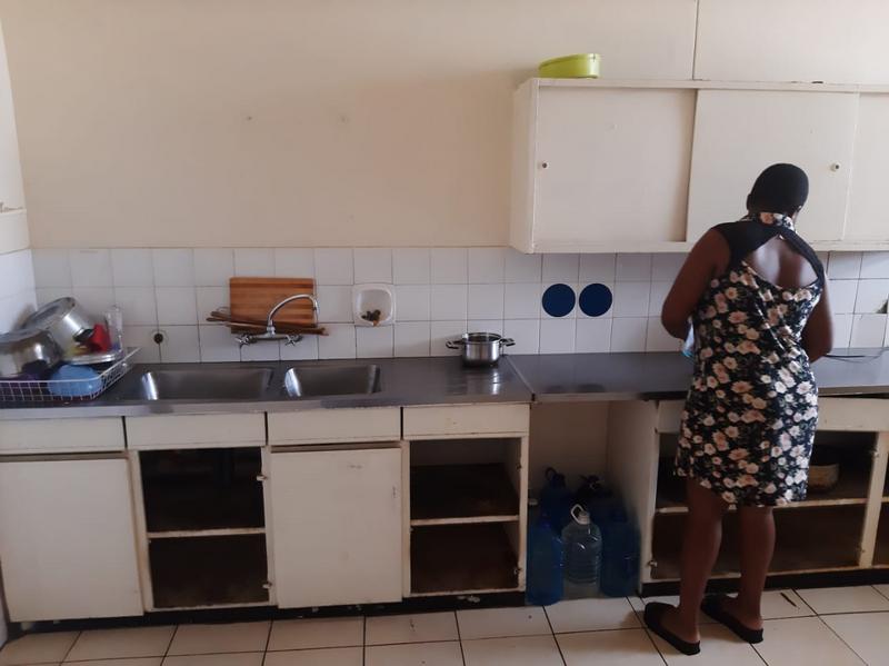 2 Bedroom Property for Sale in Yeoville Gauteng