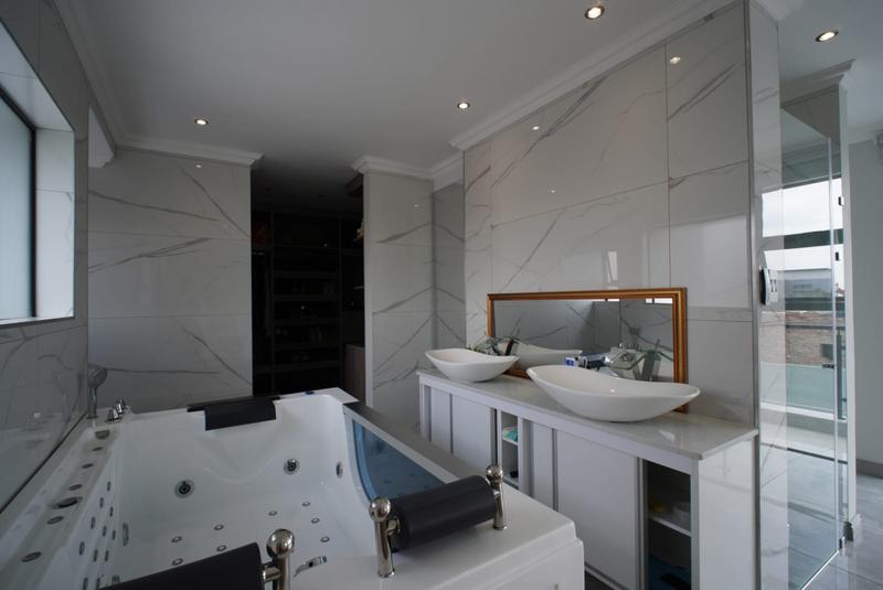 4 Bedroom Property for Sale in Midstream Heights Gauteng