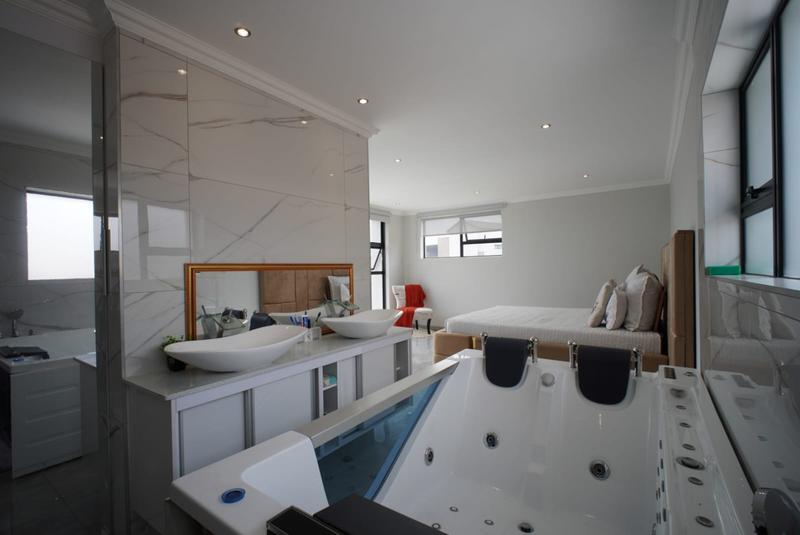 4 Bedroom Property for Sale in Midstream Heights Gauteng