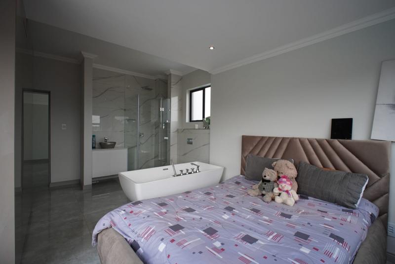 4 Bedroom Property for Sale in Midstream Heights Gauteng