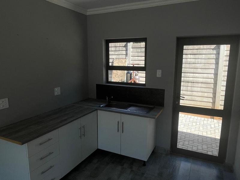 To Let 1 Bedroom Property for Rent in Rietondale Gauteng