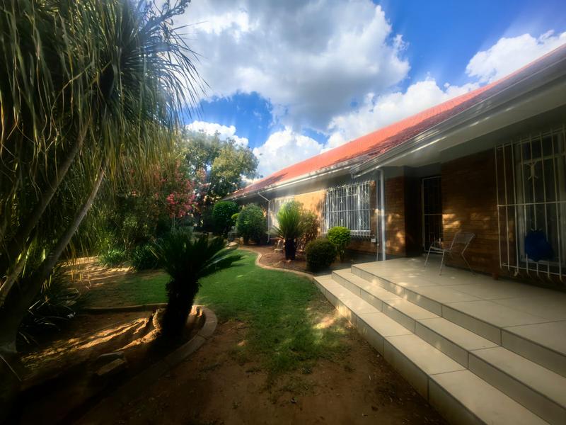 4 Bedroom Property for Sale in Parkdene Gauteng