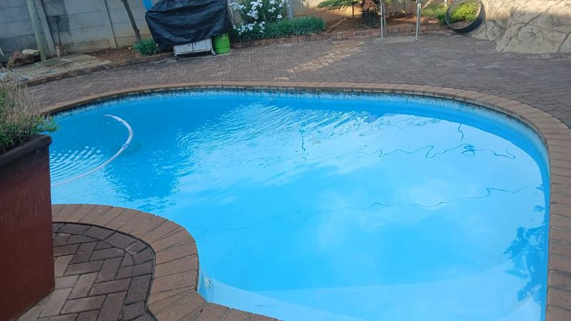 4 Bedroom Property for Sale in Parkdene Gauteng