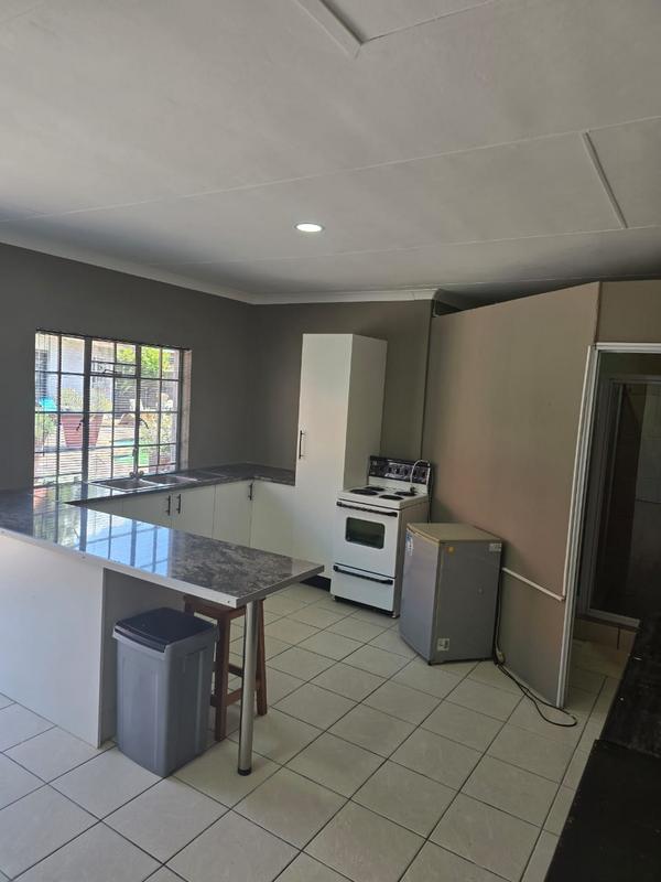 4 Bedroom Property for Sale in Parkdene Gauteng