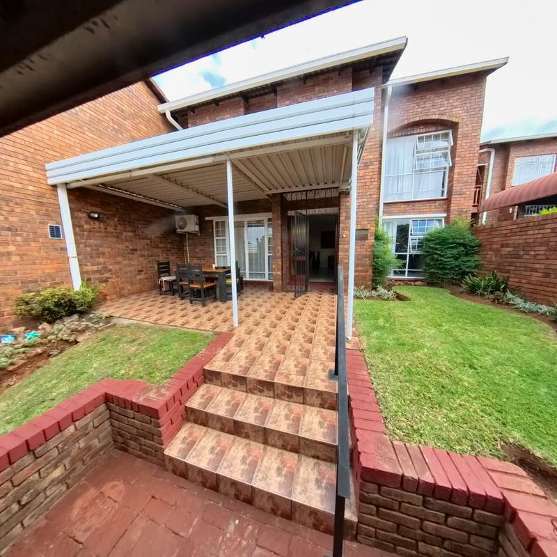 3 Bedroom Property for Sale in Zwartkop Gauteng