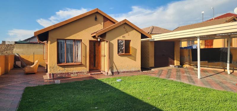 2 Bedroom Property for Sale in Birch Acres Gauteng