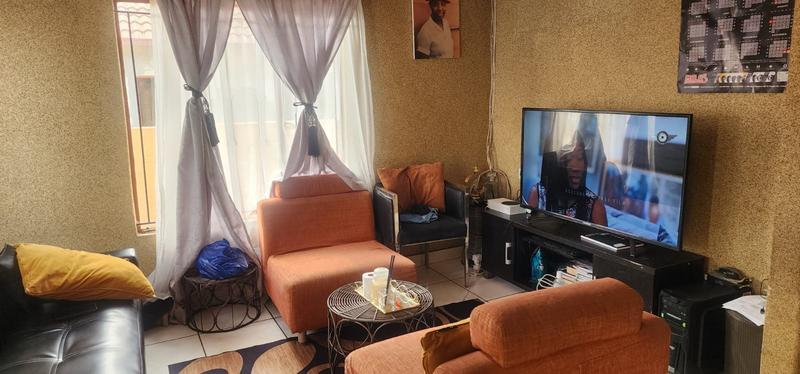 2 Bedroom Property for Sale in Birch Acres Gauteng