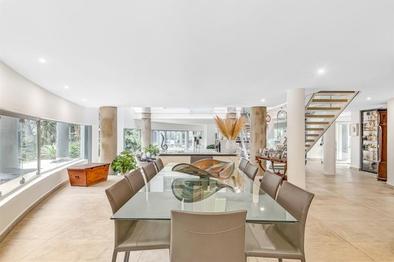 4 Bedroom Property for Sale in Atholl Gauteng