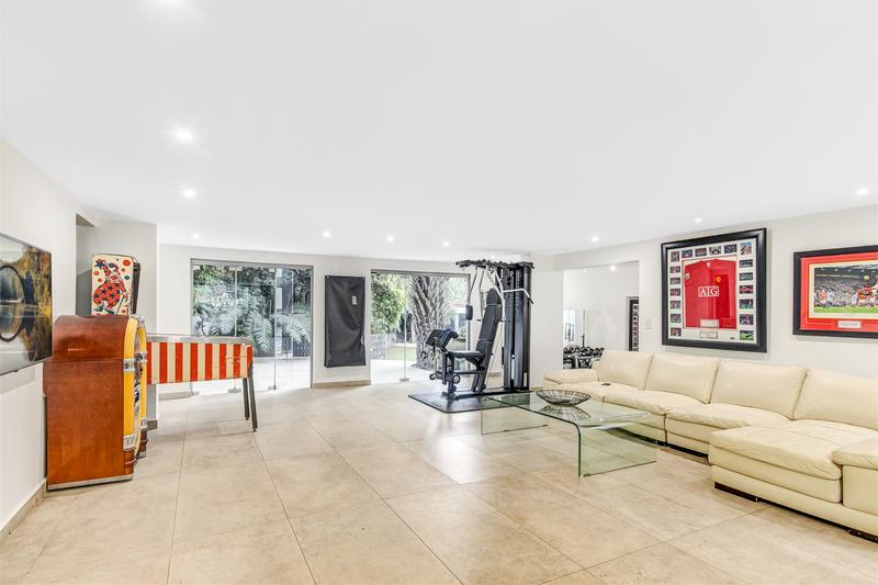 4 Bedroom Property for Sale in Atholl Gauteng