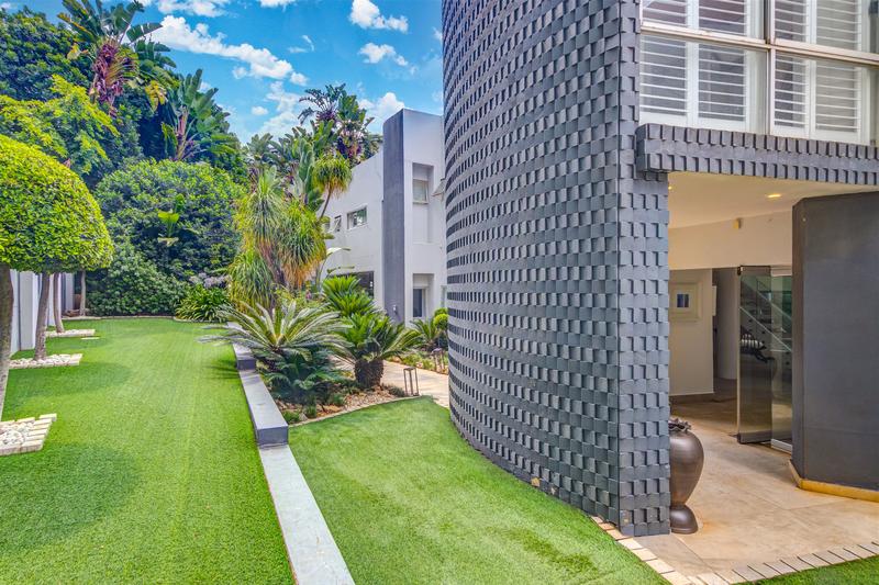 4 Bedroom Property for Sale in Atholl Gauteng