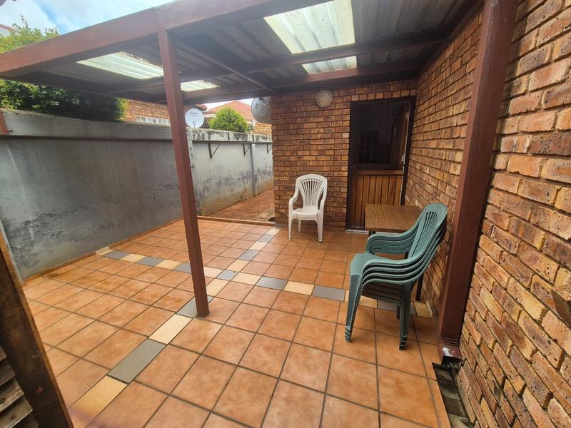 2 Bedroom Property for Sale in Theresa Park Gauteng