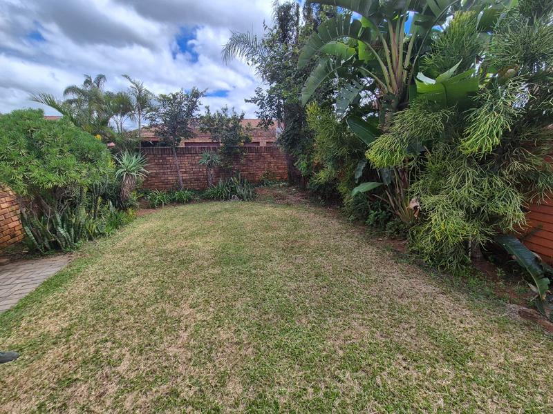 2 Bedroom Property for Sale in Theresa Park Gauteng