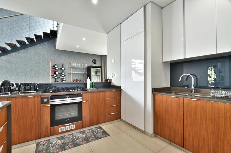 2 Bedroom Property for Sale in Forest Town Gauteng