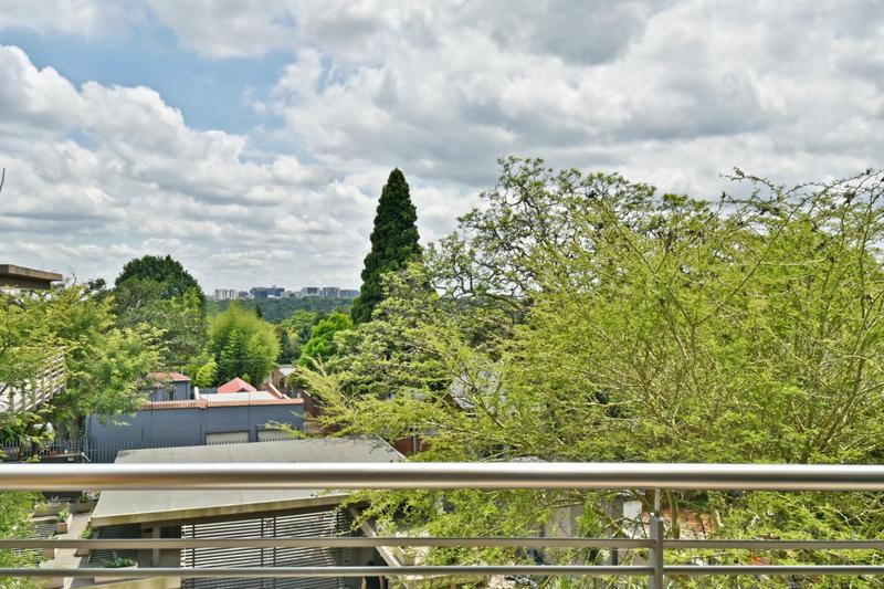 2 Bedroom Property for Sale in Forest Town Gauteng