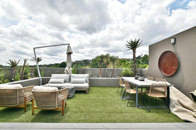 2 Bedroom Property for Sale in Forest Town Gauteng