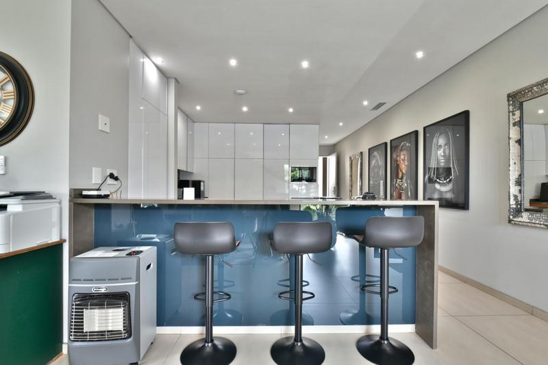 2 Bedroom Property for Sale in Forest Town Gauteng