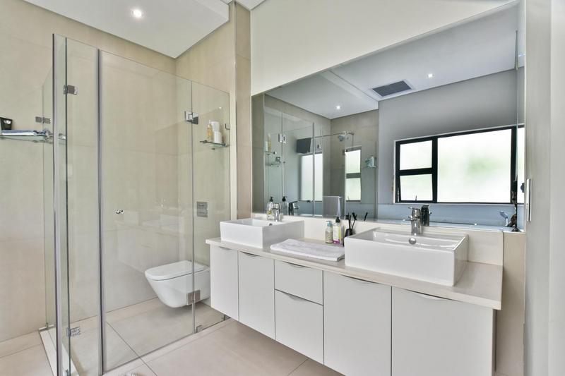 2 Bedroom Property for Sale in Forest Town Gauteng