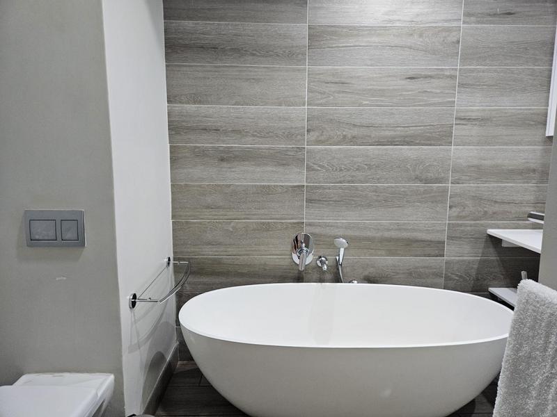 2 Bedroom Property for Sale in Ashlea Gardens Gauteng