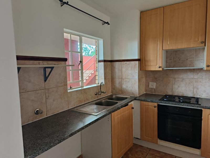 To Let 3 Bedroom Property for Rent in Die Hoewes Gauteng