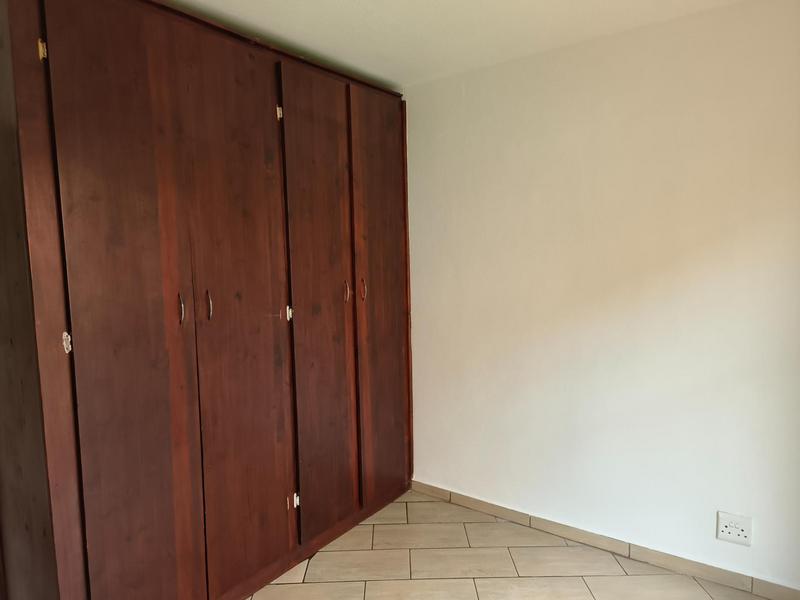 To Let 3 Bedroom Property for Rent in Die Hoewes Gauteng
