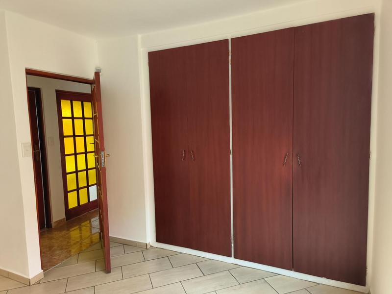 To Let 3 Bedroom Property for Rent in Die Hoewes Gauteng