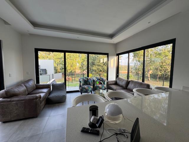 5 Bedroom Property for Sale in Midstream Ridge Gauteng