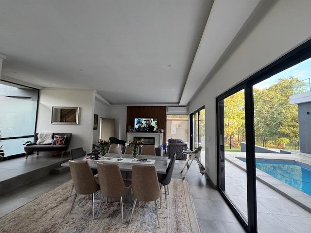 5 Bedroom Property for Sale in Midstream Ridge Gauteng