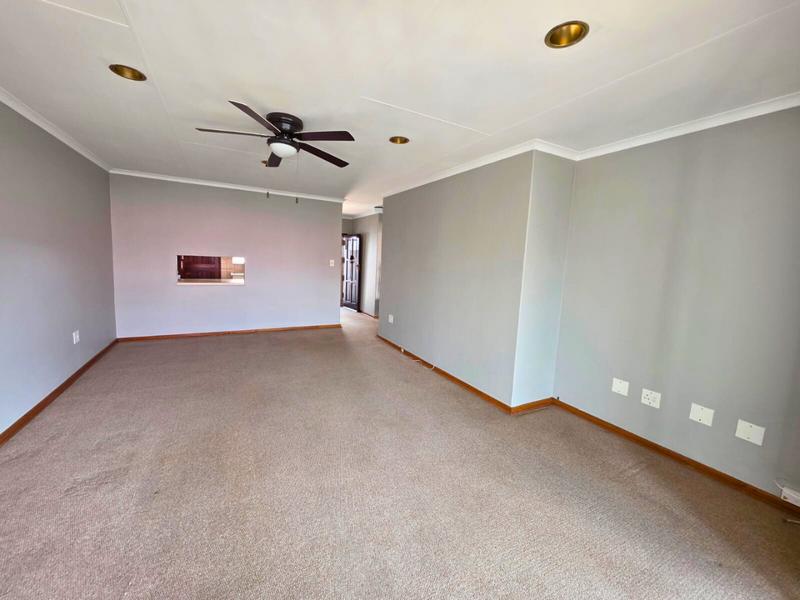 1 Bedroom Property for Sale in Terenure Gauteng