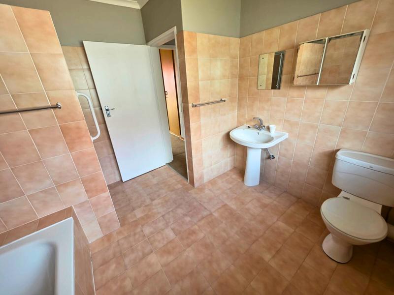 1 Bedroom Property for Sale in Terenure Gauteng
