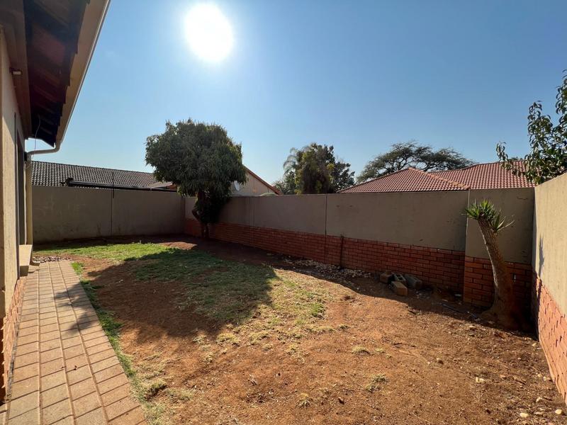 3 Bedroom Property for Sale in Sinoville Gauteng