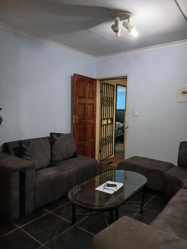 2 Bedroom Property for Sale in Bram Fischerville Gauteng