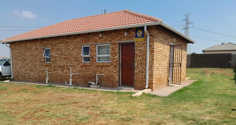 3 Bedroom Property for Sale in Lufhereng Gauteng
