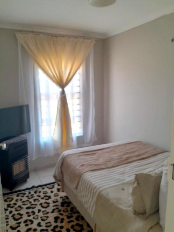 3 Bedroom Property for Sale in Lufhereng Gauteng