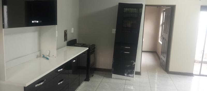 2 Bedroom Property for Sale in Claremont Gauteng