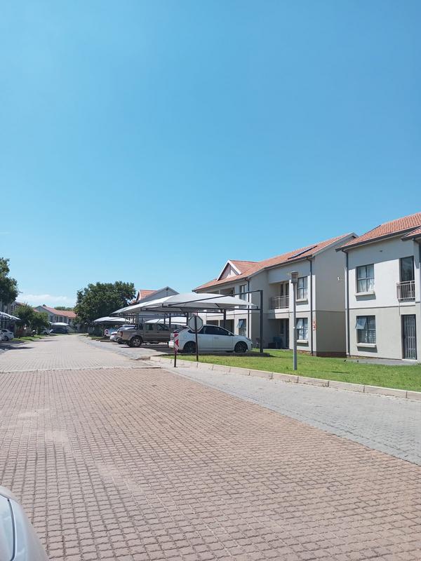 2 Bedroom Property for Sale in Lakefield Gauteng