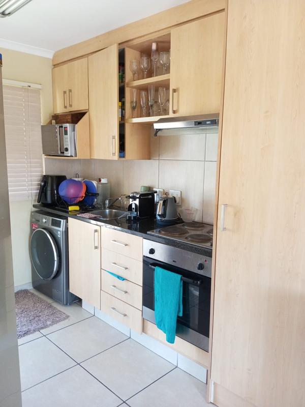 2 Bedroom Property for Sale in Lakefield Gauteng