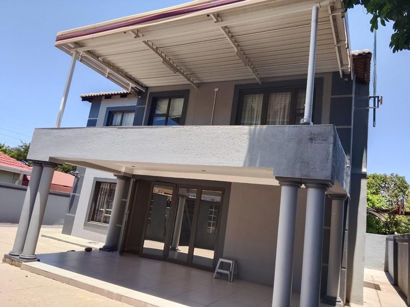 4 Bedroom Property for Sale in Rosslyn Gauteng