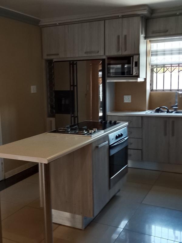 4 Bedroom Property for Sale in Rosslyn Gauteng