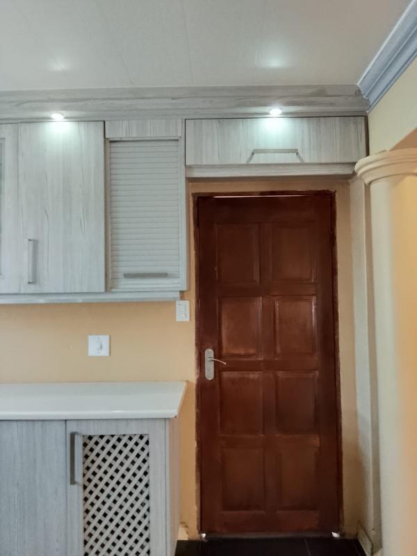 4 Bedroom Property for Sale in Rosslyn Gauteng