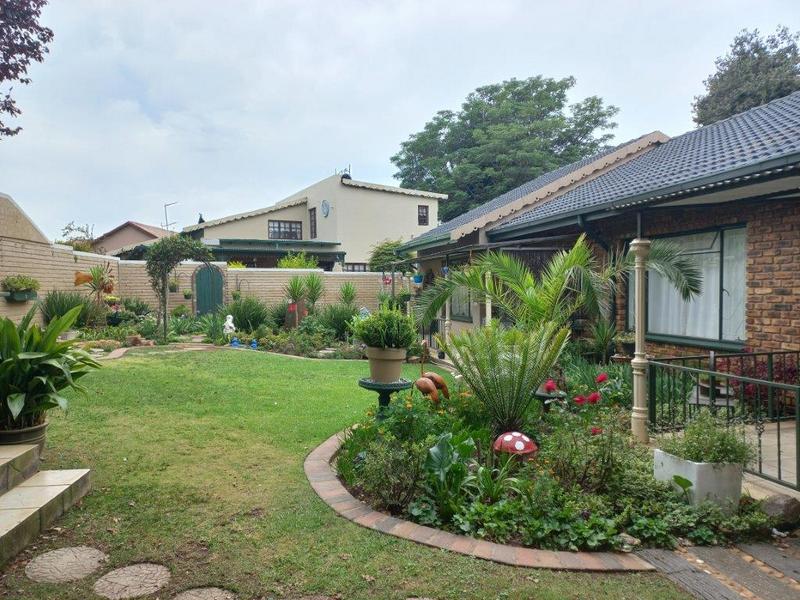 To Let 0 Bedroom Property for Rent in Eastleigh Ridge Gauteng