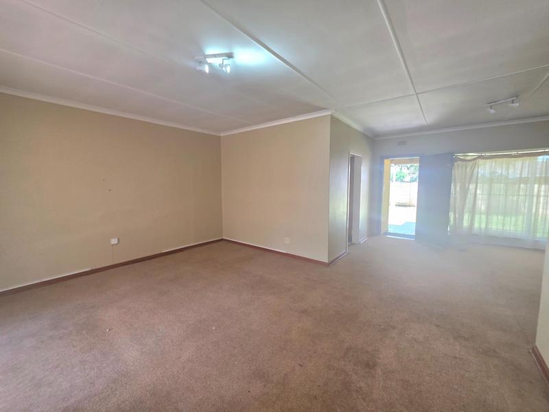 4 Bedroom Property for Sale in Elspark Gauteng