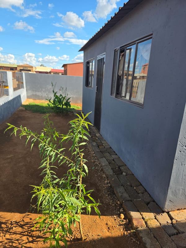 2 Bedroom Property for Sale in Drieziek Gauteng