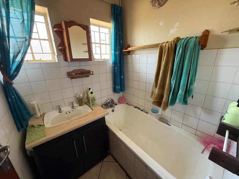 3 Bedroom Property for Sale in Vanderbijlpark CE 2 Gauteng