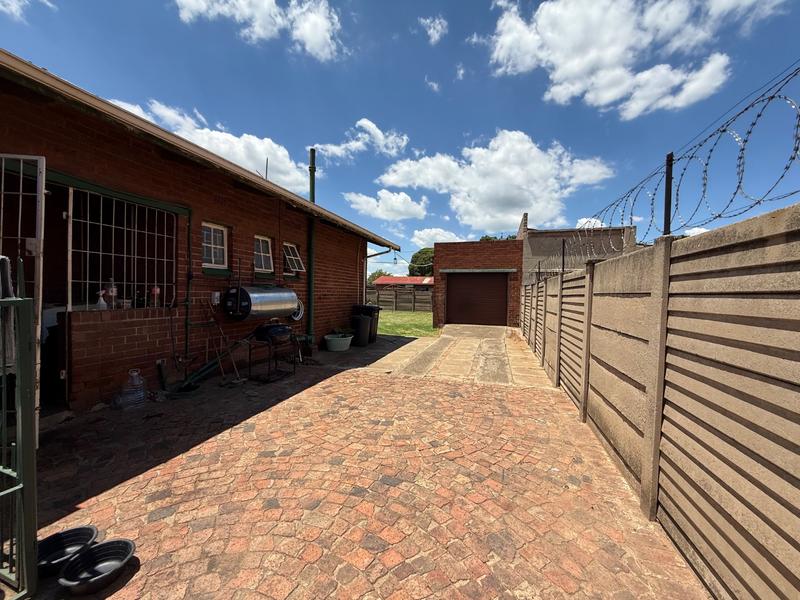 3 Bedroom Property for Sale in Vanderbijlpark CE 2 Gauteng