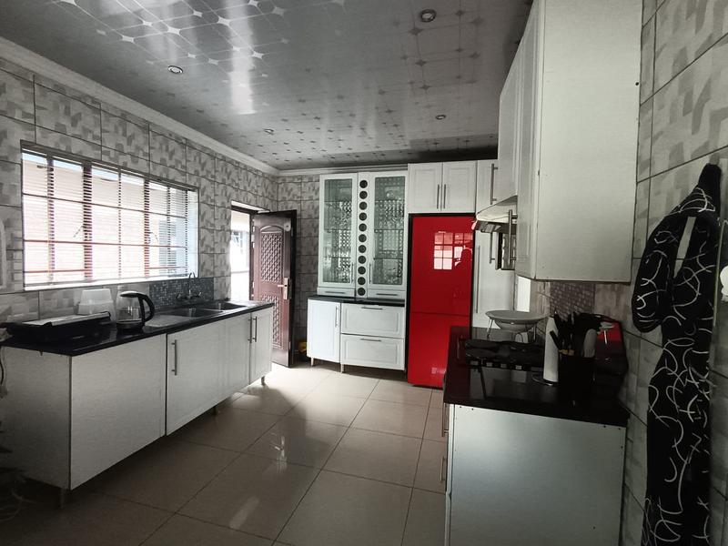 3 Bedroom Property for Sale in Clayville Gauteng