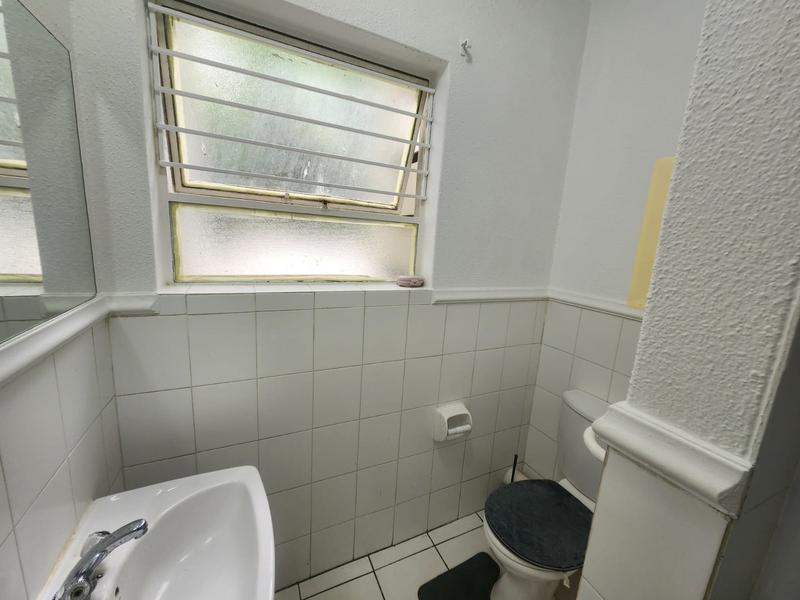 2 Bedroom Property for Sale in Bryanston Gauteng