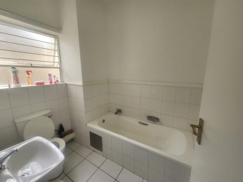 2 Bedroom Property for Sale in Bryanston Gauteng