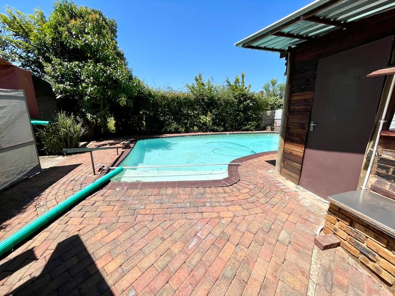 4 Bedroom Property for Sale in Dan Pienaarville Gauteng